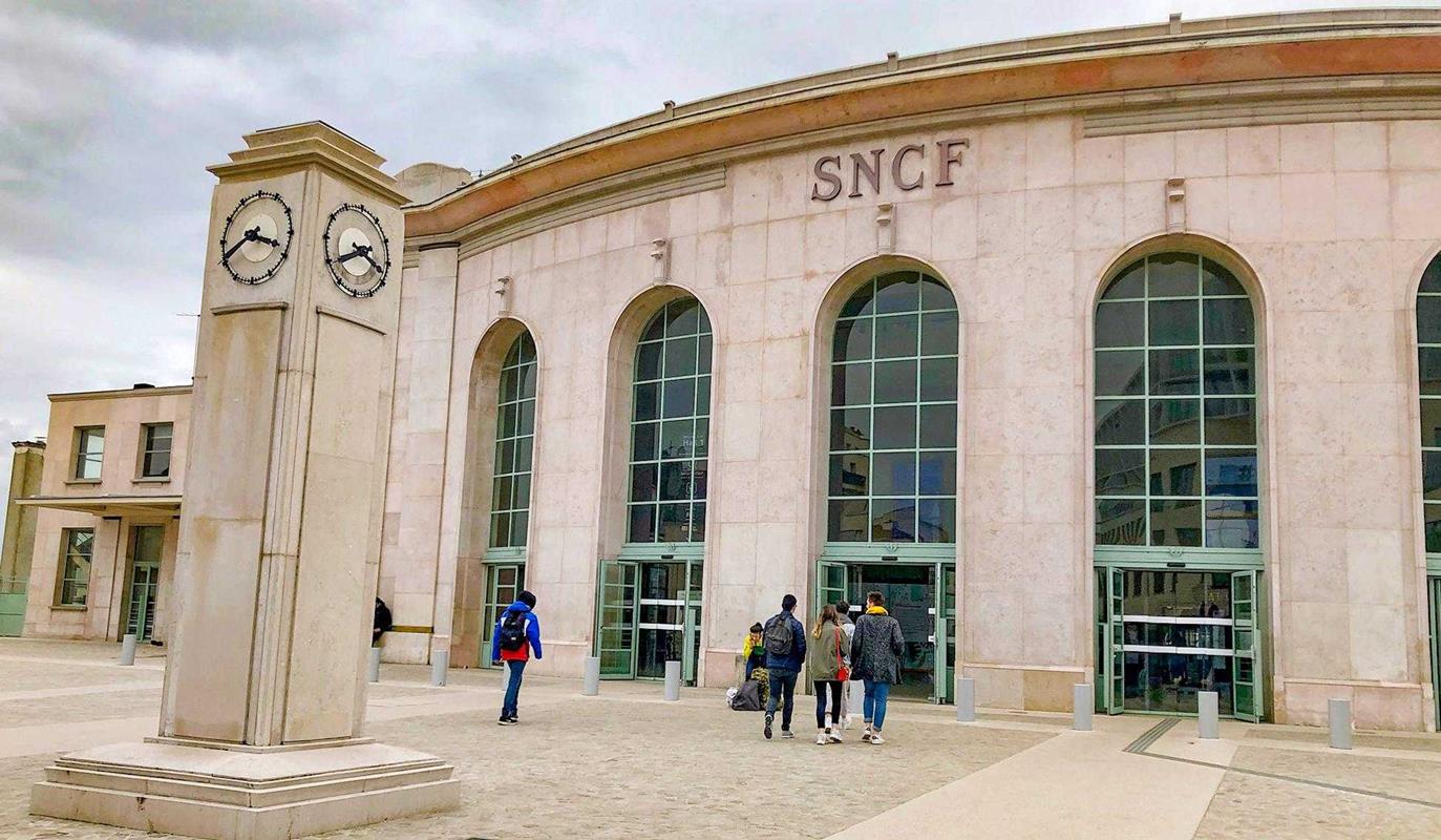 Gare de Versailles Chantiers